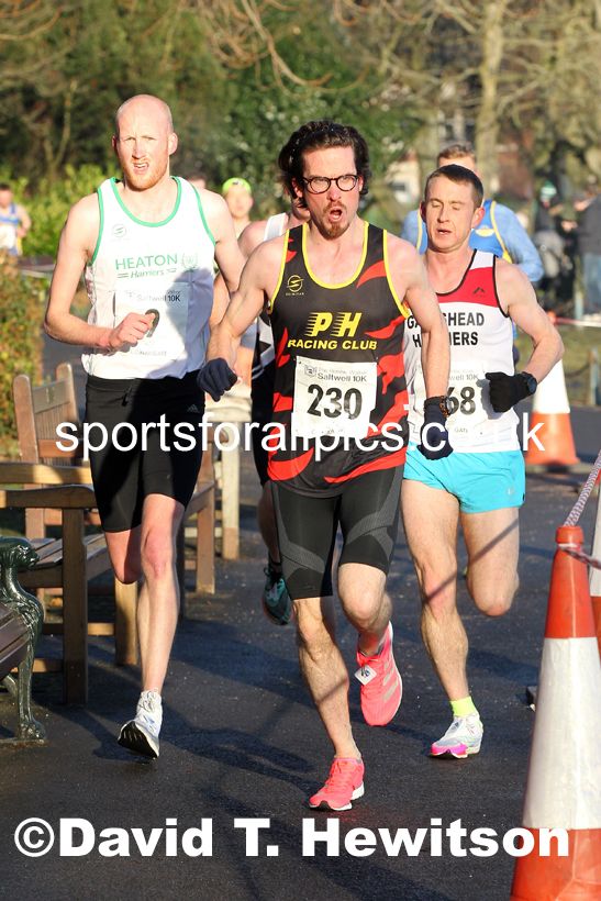 Saltwell 10k Road Race, Saltwell Park, Gateshead. Photo: David T. Hewitson/Sports for All Pics